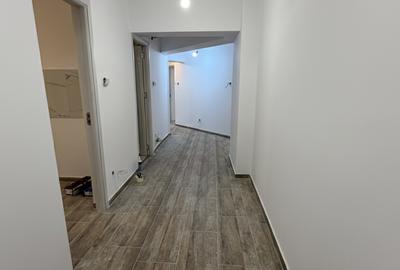 3 Camere Decomandat 97 mp Zona Boema- Bd Tomis Renovat - 9