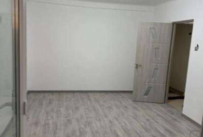 Apartament cu 2 camere semidecomandat în Giurgiului