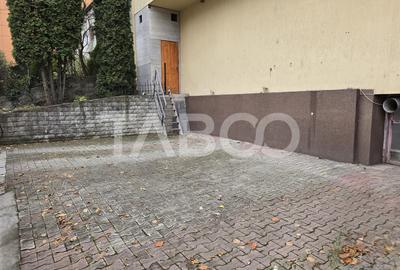 Spatiu comercial de vanzare 55 mp curte parcare zona Central din Sibiu - 9