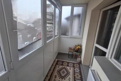 Apartament 3 camere decomandat 2 balcoane zona Calea Poplacii - 25