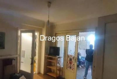 Apartament cu 3 camere în Calea Călărașilor