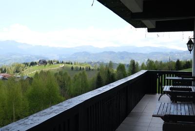 Vanzare hotel in zona superba de munte cu priveliste incredibila din camere - 8