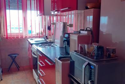 Vând apartament cu 2 camere - 4