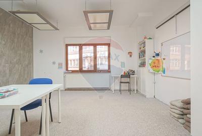 Casă / Vilă cu 9 camere de închiriat în zona Centrul Civic! - 13