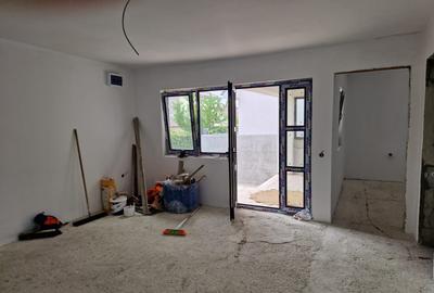Agenție imobiliară vindem casa la sol cu 4 camere în Năvodari - 7