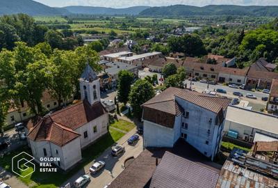 Cladire cu 24 camere, langa Castelul Regal Savarsin - 26