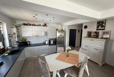 Apartament 4 camere 104 mp, Zona Tractorul, Brasov - 11