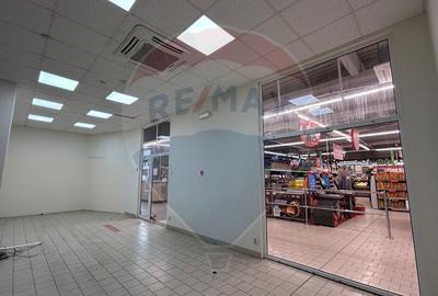 Spațiu comercial 58mp in incinta Super PROFI Urziceni - 2