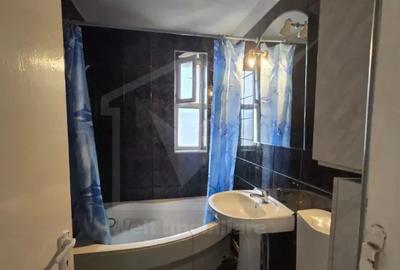 VÂNZARE Apartament 2 camere decomandat Str. Donath - 3