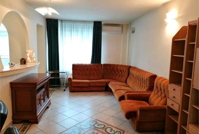 Apartament cu patru camere zona Centrul Civic - 2