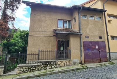 Casa Tip Vila - cu garaj - singur curte - Centru Istoric - 5