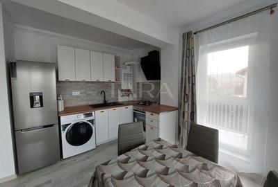 Apartament cu 2 camere semidecomandat, mobilat în Florești