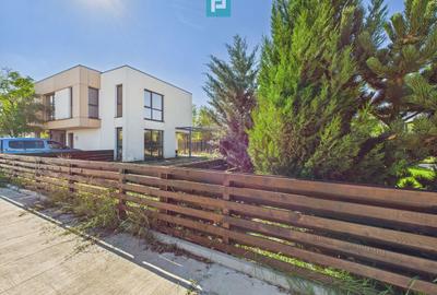 Casă individuală cu 4 camere în Corbeanca