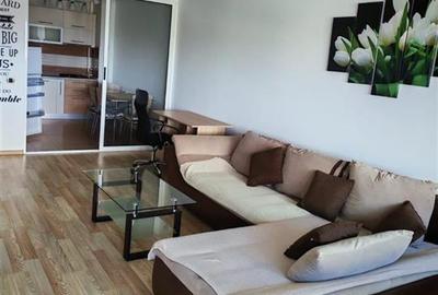 Apartament de 2 camere de inchiriat spatios Tractorul - Brasov - 2