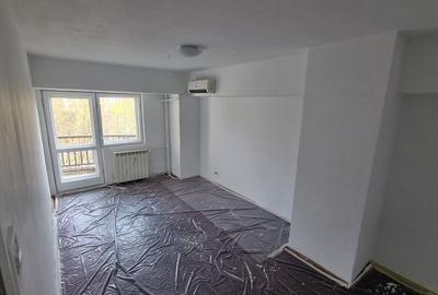 Apartament 3 camere, et.2, Bd. Unirii 59 stradal (Banca Transilvania), Sector 3 - 7