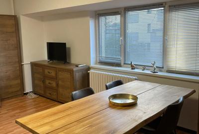 BLOC MIXT, garsoniera Bulevardul Unirii , etaj 3, mobilata si utilata, ST 46 mp - 1