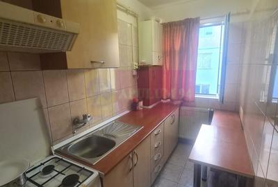 Apartament cu 2 camere de vanzare in Campina - Zona Cuza - 6