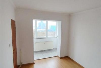 RECO apartament cu 2 camere Oradea zona Rogerius - 1
