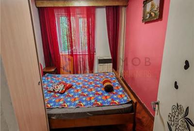 Apartament 3 camere cf 3 semidecomandat zona Micro 14 - 8