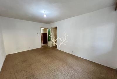 Apartament cu 3 camere, pregatit pentru renovare in Zorilor - 3
