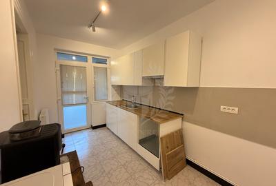 Spațiu comercial Birouri/ Notariat, Zona Centrala, Gh. Doja- Afi, Ploiești - 13