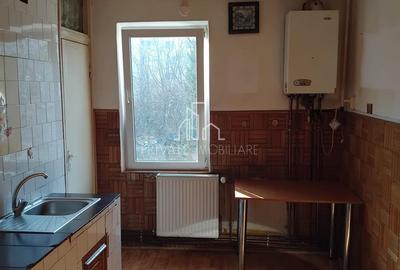Apartament 2 Camere, De Vanzare, Str Banat, Cartier Tudor - 1