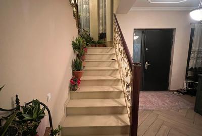 Vanzare Casa/Villa 6 camere 3 bai 3 wc -uri Dobroiesti 0% Comision - 20