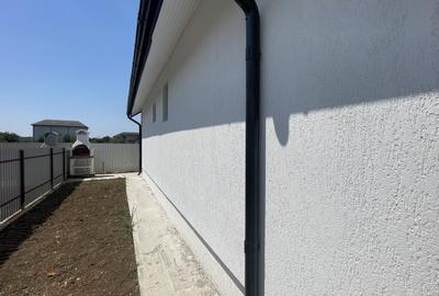 Clinceni, casa pe parter, 80mp, 3 camere, 2 bai, utilități - 15