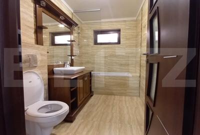 Apartament mobilat, 3 camere, 63 mp, curte 49 mp, parcare, cart Europa ! - 2