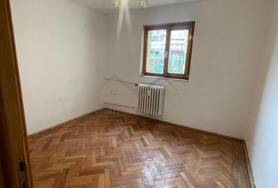 Apartament 3 camere Pacurari - 1