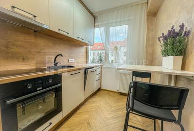 Apartament cu 2 camere decomandat, mobilat în Centrul Civic