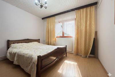 Apartament 2 camere  de vanzare  Nicolina, - 1