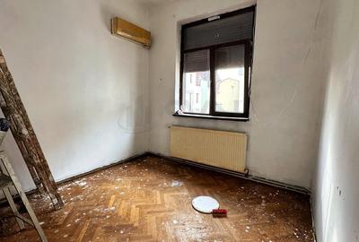 REA1022437 Apartament in Vila l Strada Petru Rares - 10