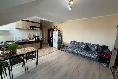 1 Decembrie  2 Camere Bloc 2014 Caramida 52 Mp Loc Parcacare 15 Min Metrou - 3