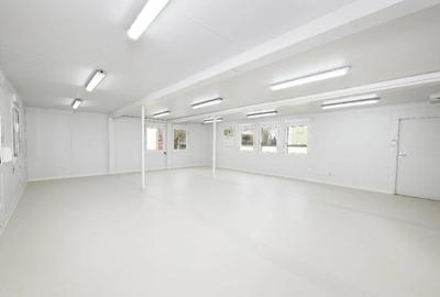 Delfinariu, cladire P+1 , spatiu depozitare 126 mp., curte 463 mp. - 24
