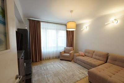 Apartament cu 2 camere decomandat în Centrul Istoric