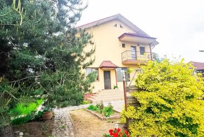 Casă cu 6 camere în Bragadiru