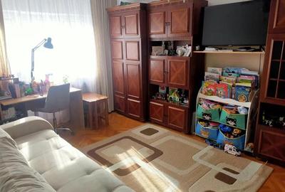 Vanzare apartament 3 camere zona Aurel Vlaicu Marasti, Cluj-Napoca