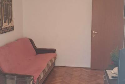 Apartament 3 camere , Et 1, Centala pe gaze, Balcon 48mp - 5