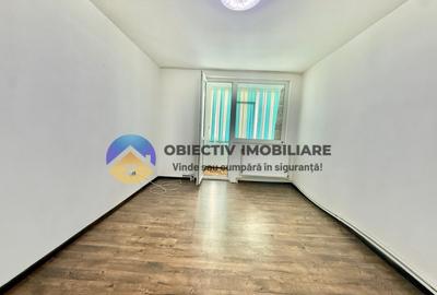 Apartament cu 3 camere decomandat în Dărmănești