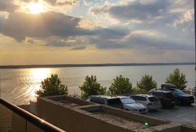 Apartament cu 2 camere semidecomandat, mobilat în Central