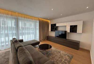 Apartament cu 4 camere în Herăstrău