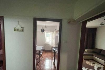 Apartament 2 camere decomandat, zona DELFINARIU - 8