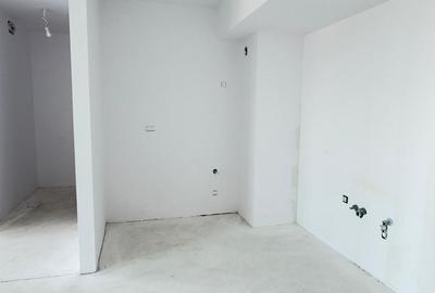 3 camere Tip A5 Lakefield - Acces metrou - Bloc 95% finalizat - Pret Promotional - 8