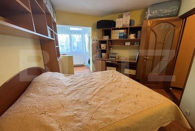 Apartament 3 camere, 70 mp, zona Nicolina - 4