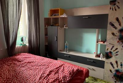 Garsonieră Piață Romana pentru RBB sau student loc parcare inclus curte interioa - 1