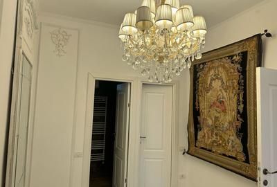 Casă individuală cu 3 camere în P-ța Dorobanți