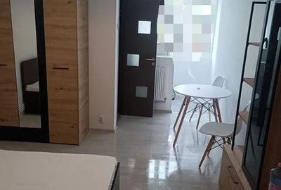 Garsoniera, etajul 3/5, zona Tudor Vladimirescu - 1