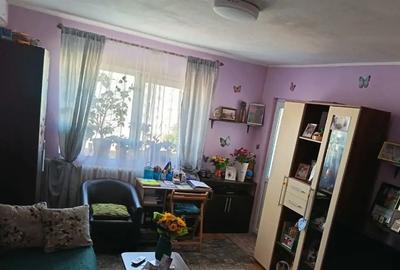 Dacia, apartament 2 camere decomandat et.4 - 7