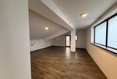 Spatiu comercial, pozitionare excelenta, exact la metrou Aparatorii P - 17
